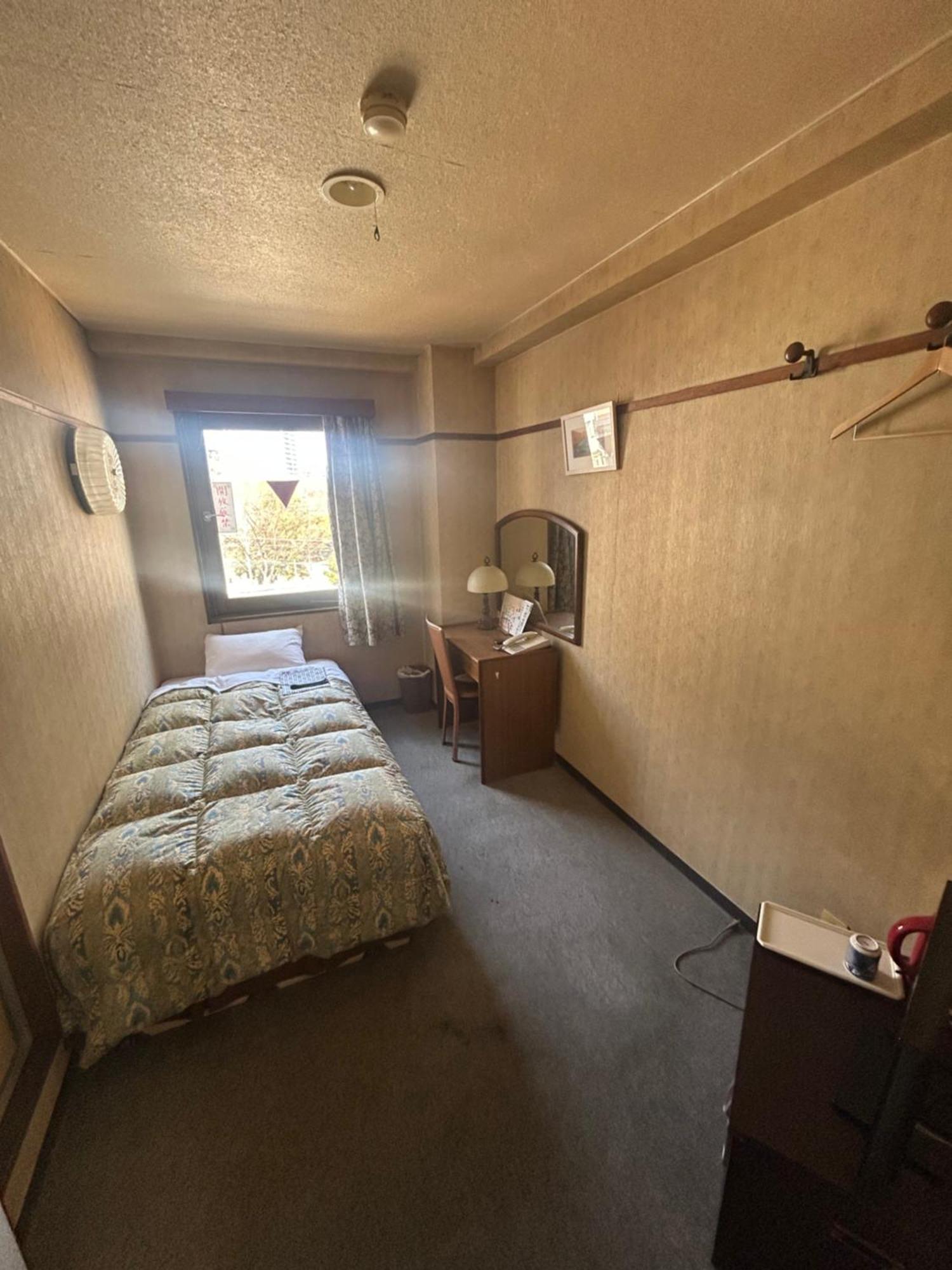 Business Hotel Nakayama นาโกย่า ภายนอก รูปภาพ